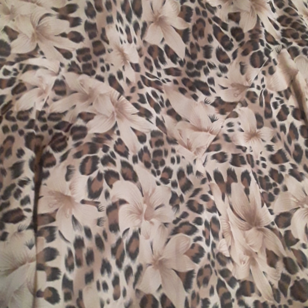 ❤Flowy Leopard Skirt❤ - Picture 8 of 10
